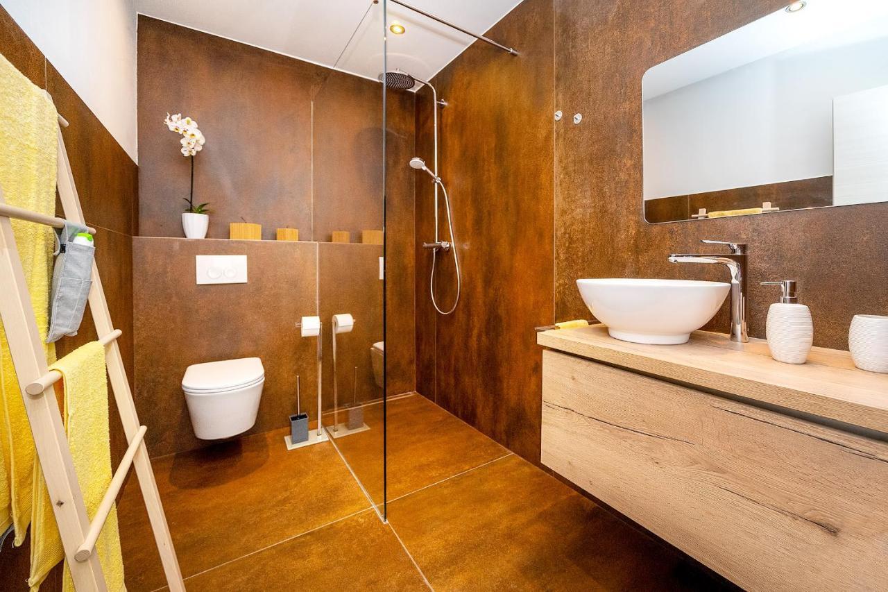 Apartment Veroeva Rukavac  エクステリア 写真